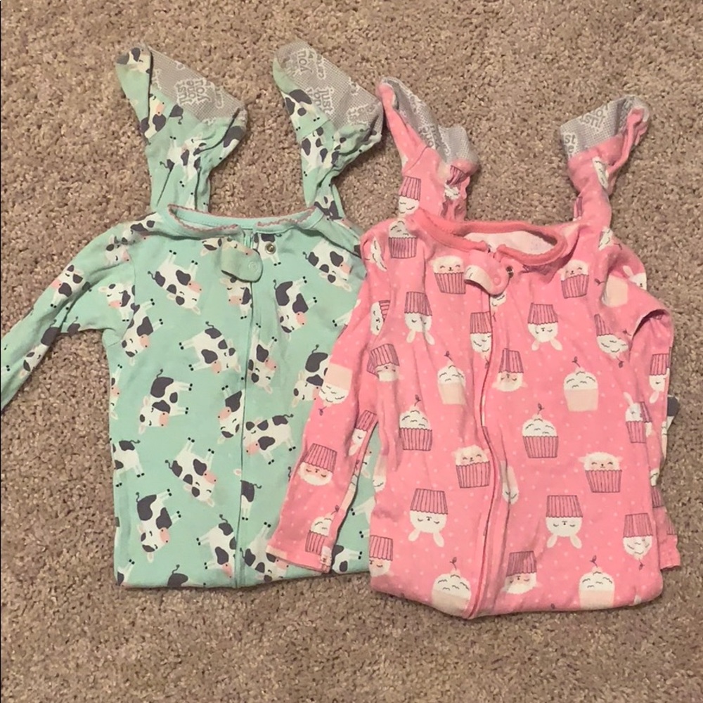 Footed jammies
